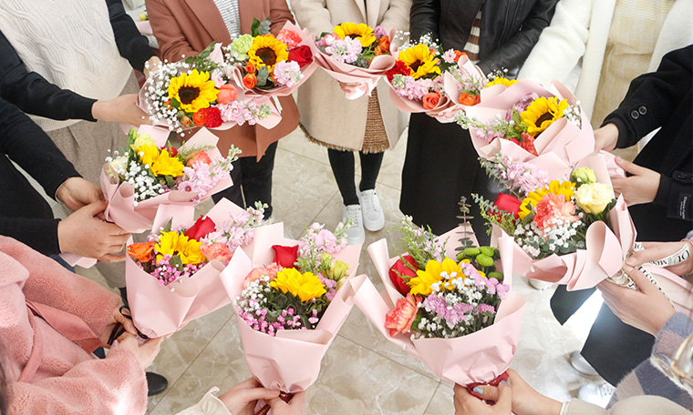 愛在三八節(jié)，情暖半邊天——濟(jì)南賽成為女員工送上節(jié)日祝福